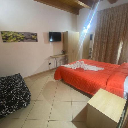 Mandanici :Borgo Marsalini Hotell Barcellona-Pozzo di Gotto Exteriör bild